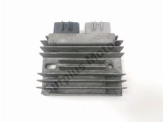 Regulateur de tension