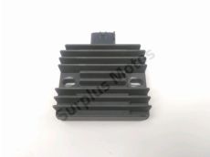 Regulateur de tension