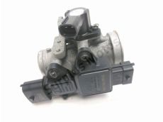 Corps d'injection droit