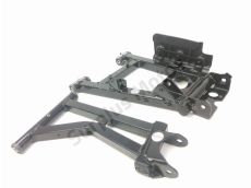 Triangle de suspension avant gauche