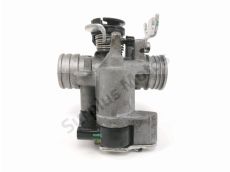 Corps d'injection droit