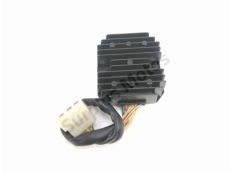 Regulateur de tension