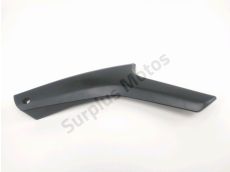 Cache lateral gauche