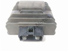 Regulateur de tension