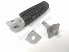 Repose pieds arriere droit