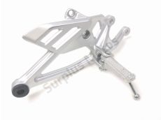 Platine avant droite