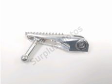 Repose pieds avant gauche