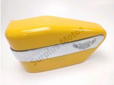 Cache lateral gauche