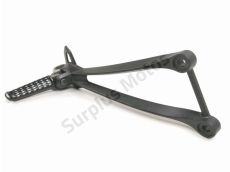 Platine et repose pieds arriere droit