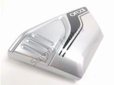 Cache lateral gauche