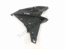 Sous face de carenage gauche