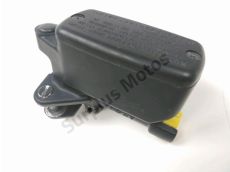 Maitre cylindre frein av complet