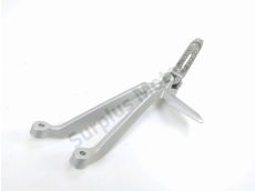 Platine et repose pieds arriere droit