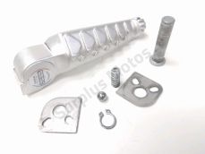 Repose pieds arriere gauche