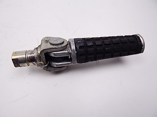 Repose pieds avant droit occasion KAWASAKI ZX-6R 600 NINJA 1995