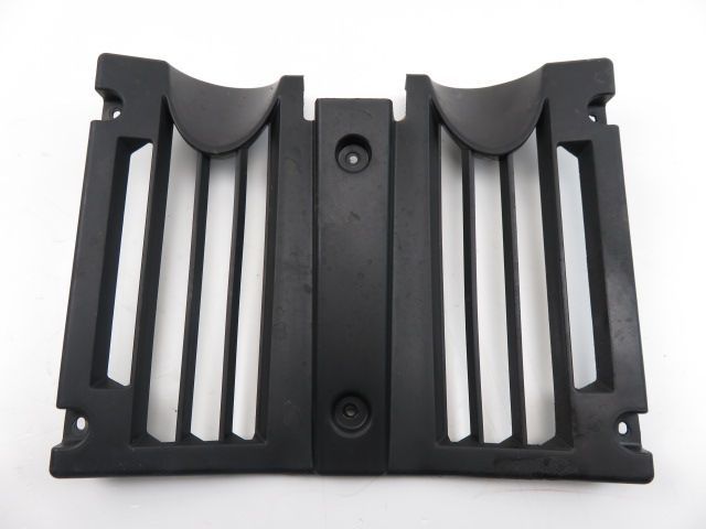 Grille de radiateur occasion GENERIC TRIGGER 2012