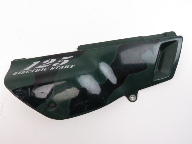 Carenage arriere droit occasion SUZUKI DR 125 1999