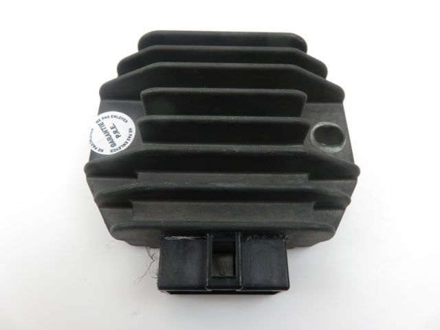 Regulateur de tension occasion YAMAHA YP 125 MAJESTY 2007