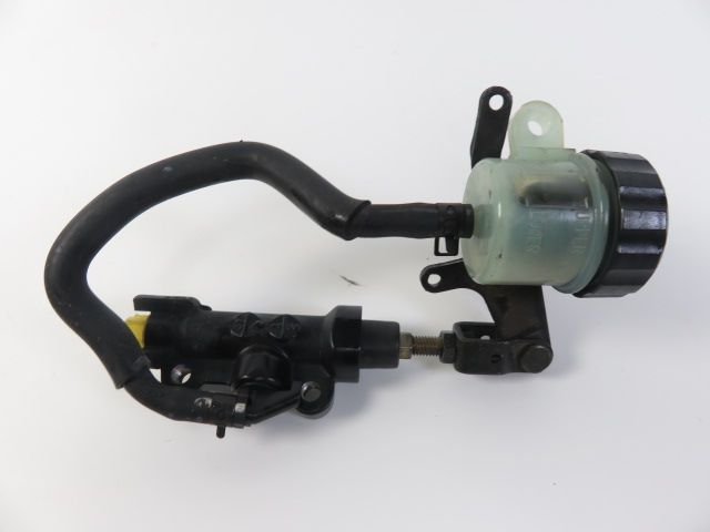 Maitre cylindre frein ar complet occasion YAMAHA FZ6 600 N 2004