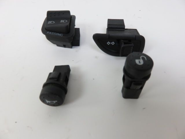 Commodo gauche occasion PIAGGIO X-EVO 125 2015