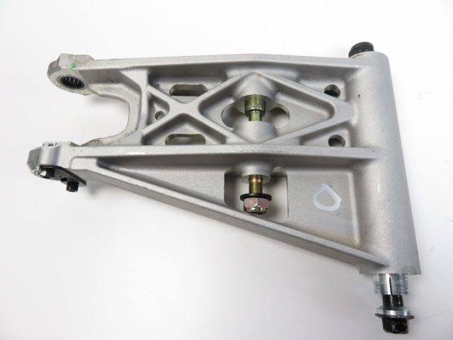 Triangle de suspension avant droit occasion QUADRO 3D S 2013