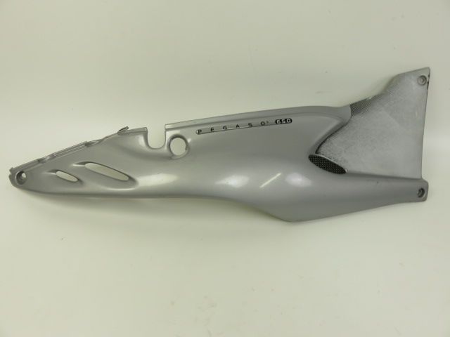 Carenage arriere droit occasion APRILIA PEGASO 1997