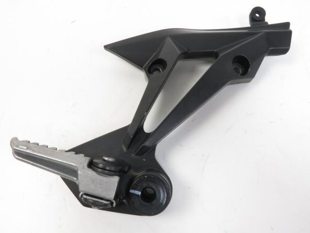 Platine et repose pieds arriere droit occasion KAWASAKI Z 750 2009