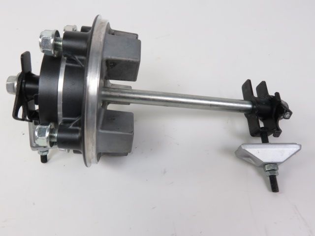 Axe de roue arriere occasion HONDA CB 500 F 2013