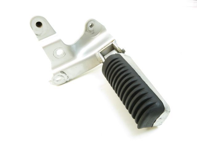 Platine et repose pieds arriere gauche occasion YAMAHA XP 500 T-MAX 2005