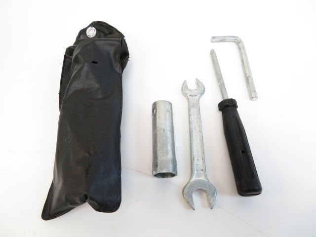 Trousse outil occasion SHENKE SOLANA 2013