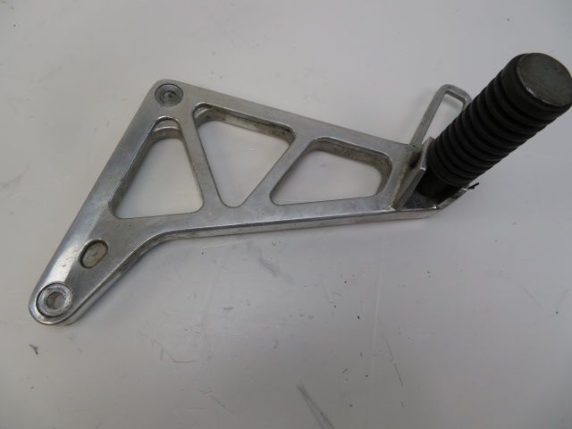 Platine et repose pieds arriere gauche occasion HONDA MTX 125 R 1988