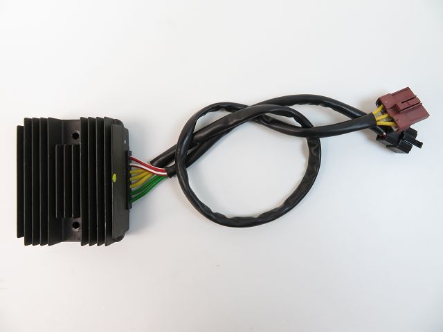 Regulateur de tension occasion APRILIA SCARABEO 2013