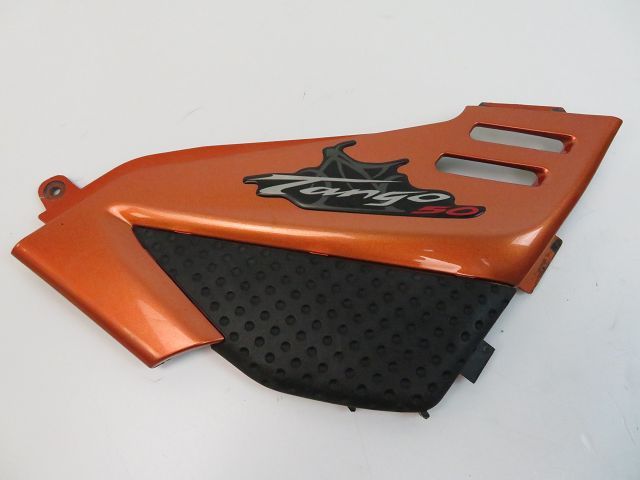 Cache lateral droit occasion RIEJU TANGO 2007