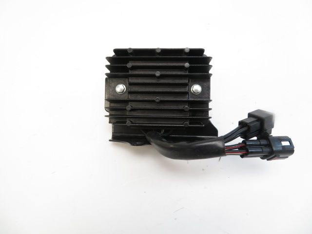 Regulateur de tension occasion SUZUKI GSX 650 F 2011