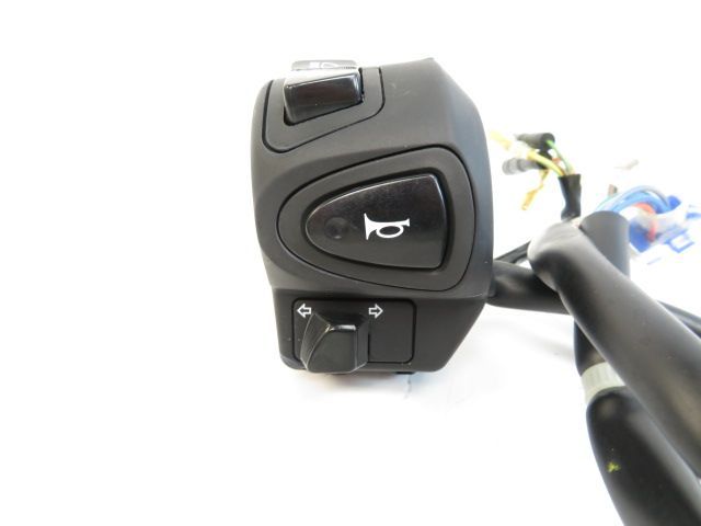 Commodo gauche occasion HONDA PCX 2017