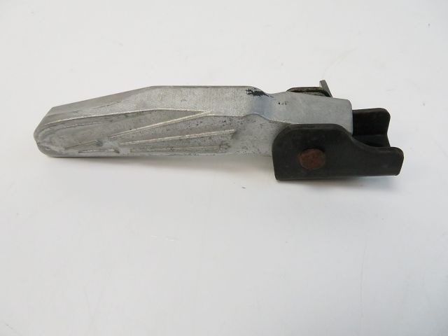 Platine et repose pieds arriere gauche occasion PEUGEOT TWEET 2012