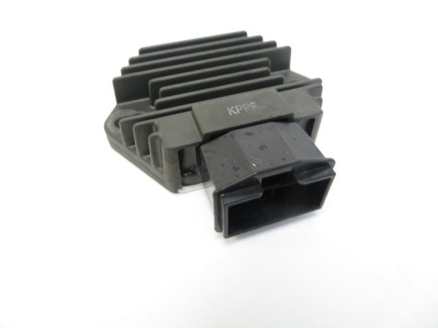 Regulateur de tension occasion HONDA CBR-R 125 2004