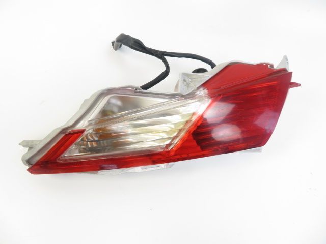 Feu arriere gauche occasion HONDA FES 125 PANTHEON 2006