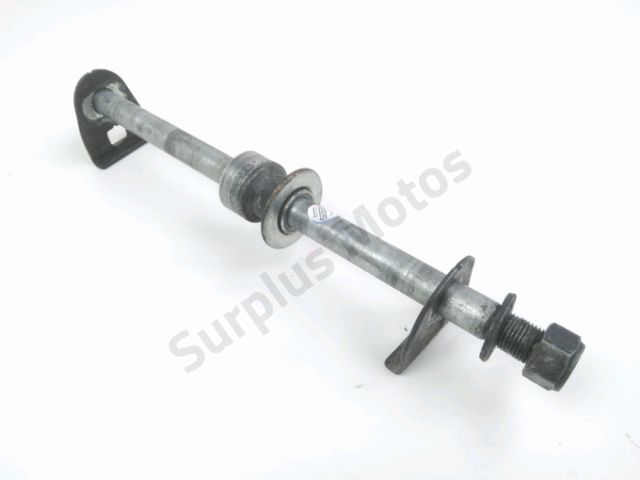 Axe de roue arriere occasion SUZUKI GSXF 750 1998