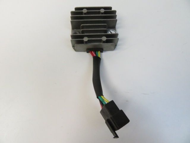 Regulateur de tension occasion KYMCO LIKE 2014