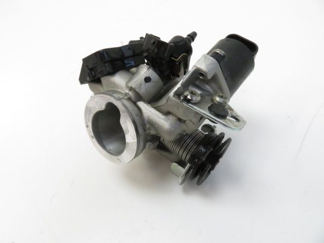 Corps d'injection droit occasion KTM RC 125 2016
