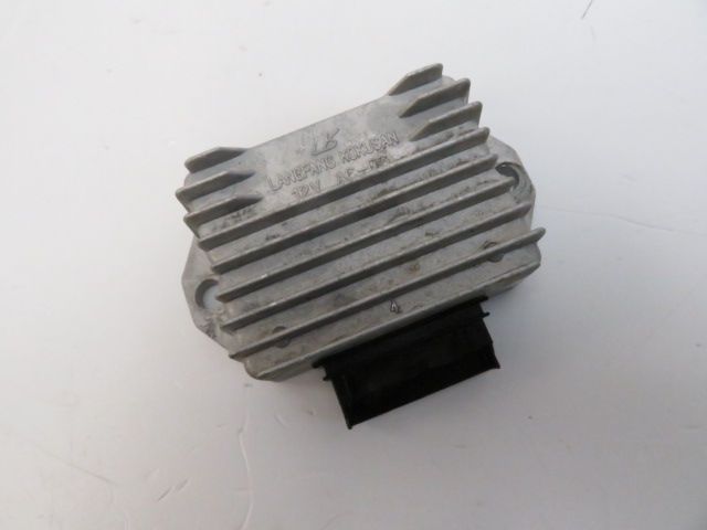 Regulateur de tension occasion APRILIA SR 2014