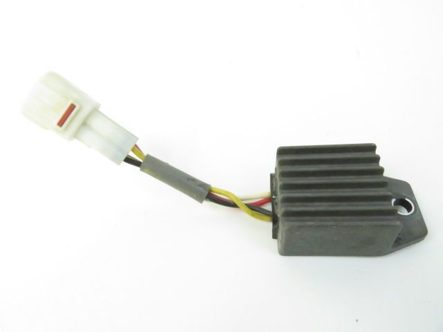 Regulateur de tension occasion YAMAHA YN 50 NEO'S 