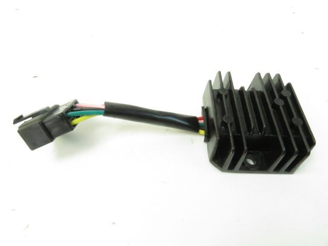 Regulateur de tension occasion KYMCO LIKE 2014
