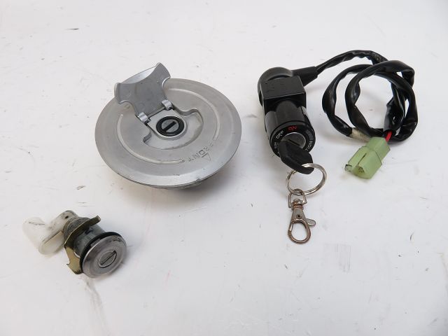 Serrure occasion HONDA CBR-R 125 2004