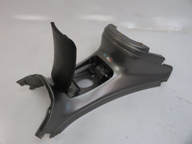 Habillage de reservoir occasion PIAGGIO X-EVO 125 2010