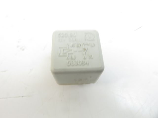 Relais boitier electrique occasion VESPA GTV 2007