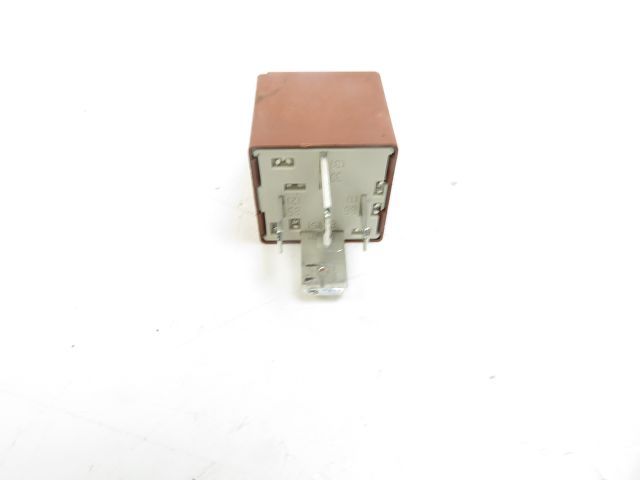 Relais de demarreur occasion VESPA LXV 2009