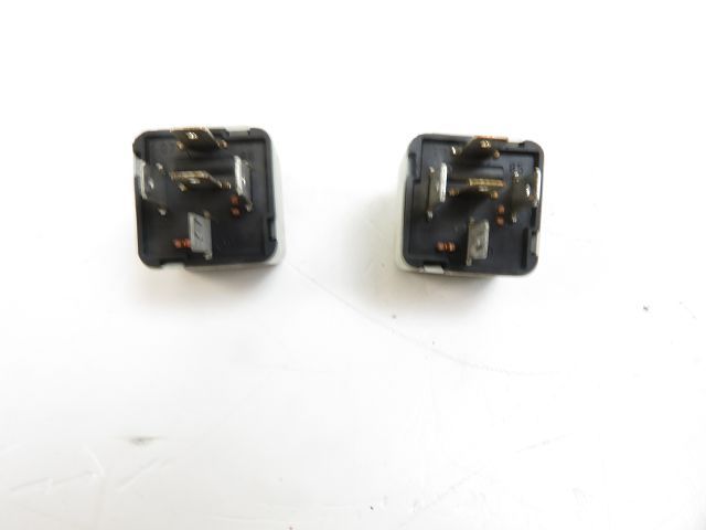 Relais de phare occasion VESPA LXV 2009