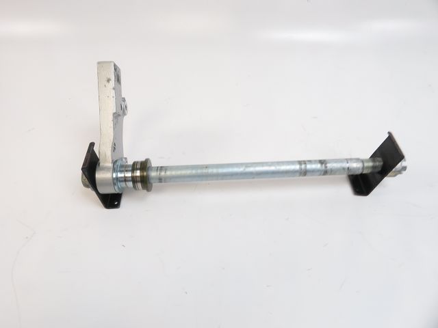 Axe de roue arriere occasion KAWASAKI Z 750 2006